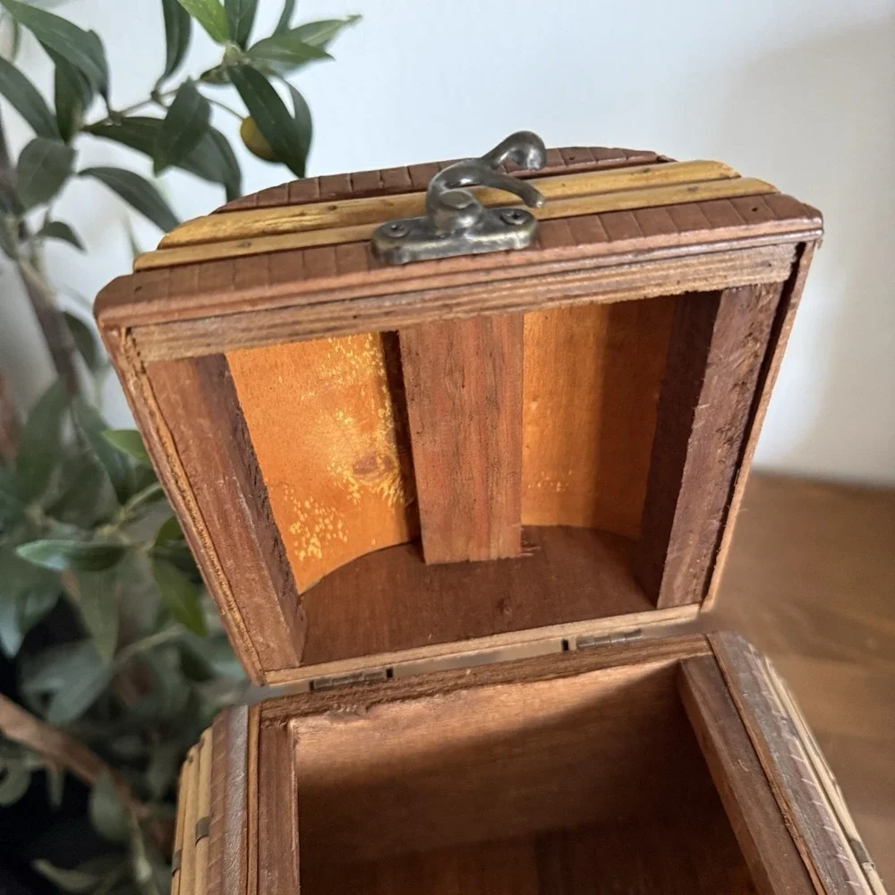Vintage Bamboo Rattan Wooden Treasure Chest Trinket Box Hinged w/ Metal Latch 6